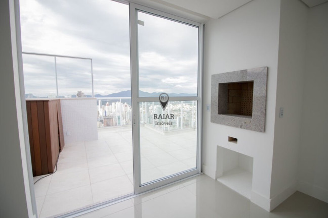 Imagem Apartamento com 4 Quartos à Venda,  em Centro - Balneário Camboriú