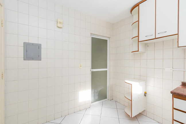 Imagem Sobrado com 3 Quartos à Venda, 110 m² em Novo Mundo - Curitiba Imagem Sobrado com 3 Quartos à Venda, 110 m² em Novo Mundo - Curitiba