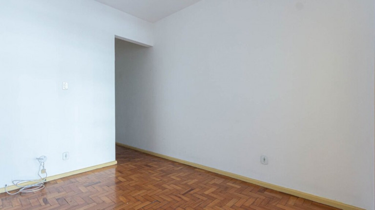 Imagem Imóvel com 1 Quarto à Venda, 40 m² em Catete - Rio De Janeiro Imagem Imóvel com 1 Quarto à Venda, 40 m² em Catete - Rio De Janeiro