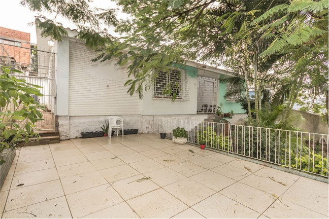 Imagem Casa com 4 Quartos à Venda, 201 m² em Santa Tereza - Porto Alegre Imagem Casa com 4 Quartos à Venda, 201 m² em Santa Tereza - Porto Alegre