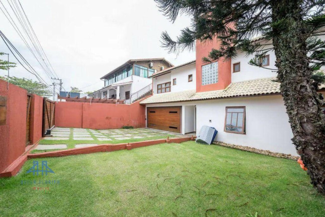 Imagem Casa com 4 Quartos à Venda, 254 m² em Ingleses Do Rio Vermelho - Florianópolis Imagem Casa com 4 Quartos à Venda, 254 m² em Ingleses Do Rio Vermelho - Florianópolis