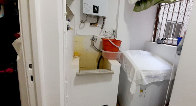 Imagem Apartamento com 2 Quartos à Venda, 61 m² em Copacabana - Rio De Janeiro Imagem Apartamento com 2 Quartos à Venda, 61 m² em Copacabana - Rio De Janeiro