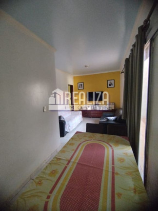 Imagem Casa com 2 Quartos à Venda, 200 m² em Conjunto Maringá Ii - Uberaba Imagem Casa com 2 Quartos à Venda, 200 m² em Conjunto Maringá Ii - Uberaba