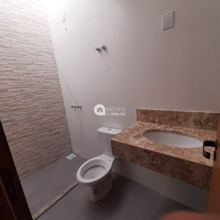 Imagem Casa com 3 Quartos à Venda, 75 m² Imagem Casa com 3 Quartos à Venda, 75 m²