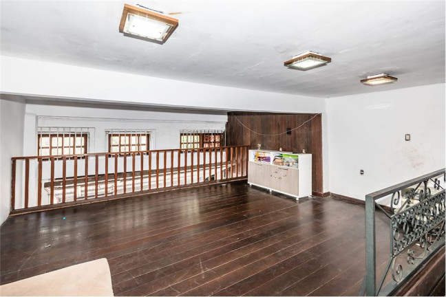 Imagem Casa com 3 Quartos à Venda, 123 m² em Menino Deus - Porto Alegre Imagem Casa com 3 Quartos à Venda, 123 m² em Menino Deus - Porto Alegre