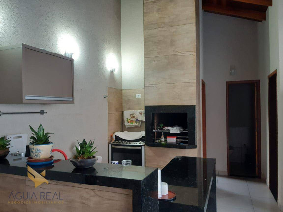 Imagem Casa com 3 Quartos à Venda, 238 m² em Jardim Jóquei Club - Campo Grande Imagem Casa com 3 Quartos à Venda, 238 m² em Jardim Jóquei Club - Campo Grande