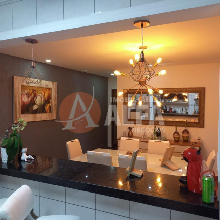 Casa com 3 Quartos à Venda, 185 m² em Parque Monjolo - Cotia