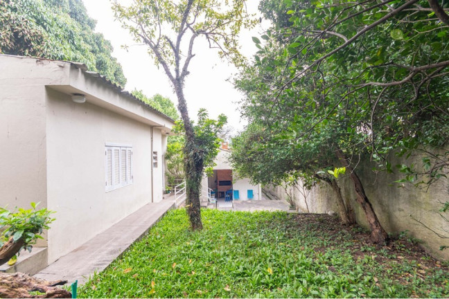 Imagem Casa com 3 Quartos à Venda, 274 m² em Chácara Das Pedras - Porto Alegre Imagem Casa com 3 Quartos à Venda, 274 m² em Chácara Das Pedras - Porto Alegre