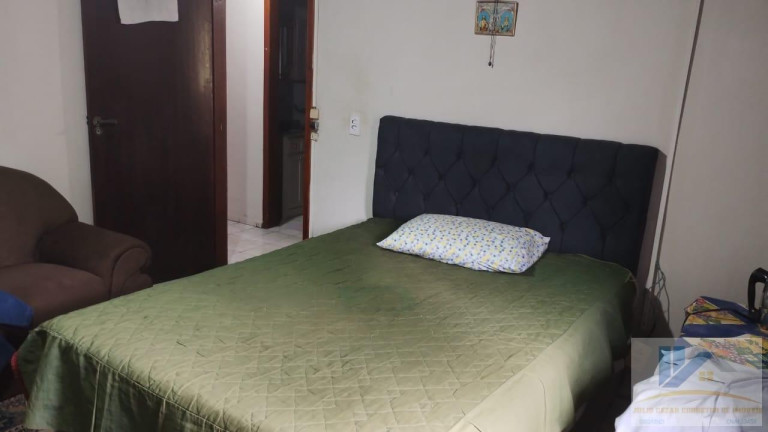 Imagem Casa com 2 Quartos à Venda, 120 m² em Xaxim - Curitiba