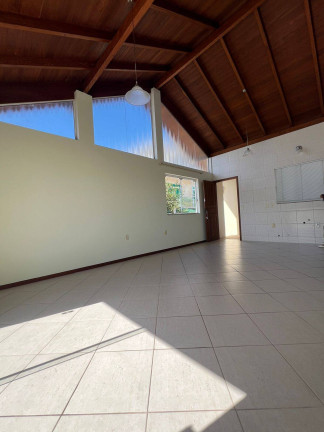 Imagem Casa com 4 Quartos à Venda, em Estreito - Florianópolis Imagem Casa com 4 Quartos à Venda, em Estreito - Florianópolis
