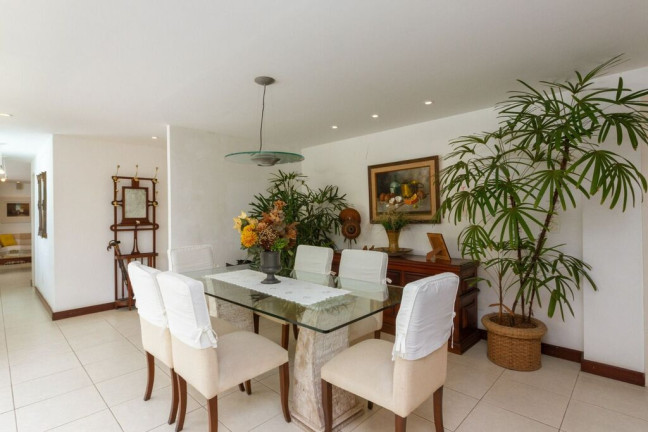 Imagem Imóvel com 5 Quartos à Venda, em Barra Da Tijuca - Rio De Janeiro Imagem Imóvel com 5 Quartos à Venda, em Barra Da Tijuca - Rio De Janeiro