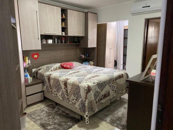 Imagem Sobrado com 3 Quartos à Venda, 197 m² em Vila Monteiro - Poá