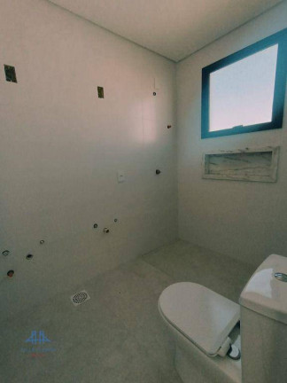 Imagem Casa com 4 Quartos à Venda, 209 m² em Ingleses Do Rio Vermelho - Florianópolis Imagem Casa com 4 Quartos à Venda, 209 m² em Ingleses Do Rio Vermelho - Florianópolis