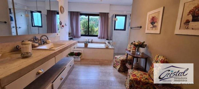 Imagem Casa com 3 Quartos à Venda, 558 m² em Granja Viana - Cotia Imagem Casa com 3 Quartos à Venda, 558 m² em Granja Viana - Cotia