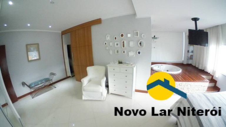 Imagem Casa com 5 Quartos à Venda, 320 m² em São Francisco - Niterói Imagem Casa com 5 Quartos à Venda, 320 m² em São Francisco - Niterói