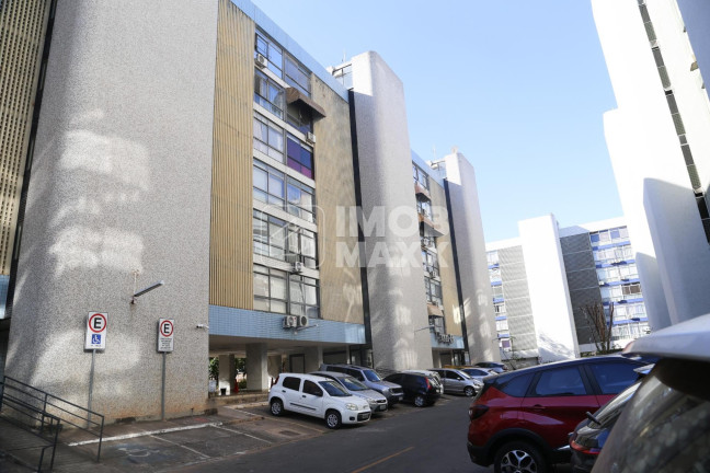 Imagem Apartamento com 3 Quartos à Venda, 116 m² em Asa Sul - Brasília Imagem Apartamento com 3 Quartos à Venda, 116 m² em Asa Sul - Brasília