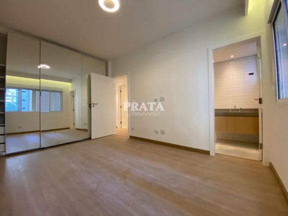 Imagem Apartamento com 3 Quartos à Venda, 127 m² em Gonzaga - Santos Imagem Apartamento com 3 Quartos à Venda, 127 m² em Gonzaga - Santos