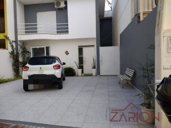 Imagem Casa com 3 Quartos à Venda, 160 m² em Santana - Pindamonhangaba