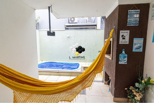 Imagem Casa com 3 Quartos à Venda, 111 m² em Igara - Canoas Imagem Casa com 3 Quartos à Venda, 111 m² em Igara - Canoas