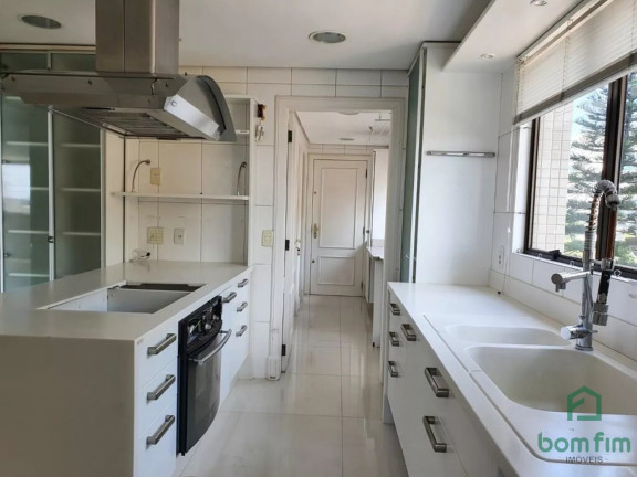 Imagem Apartamento com 3 Quartos à Venda, 230 m² em São João - Porto Alegre Imagem Apartamento com 3 Quartos à Venda, 230 m² em São João - Porto Alegre