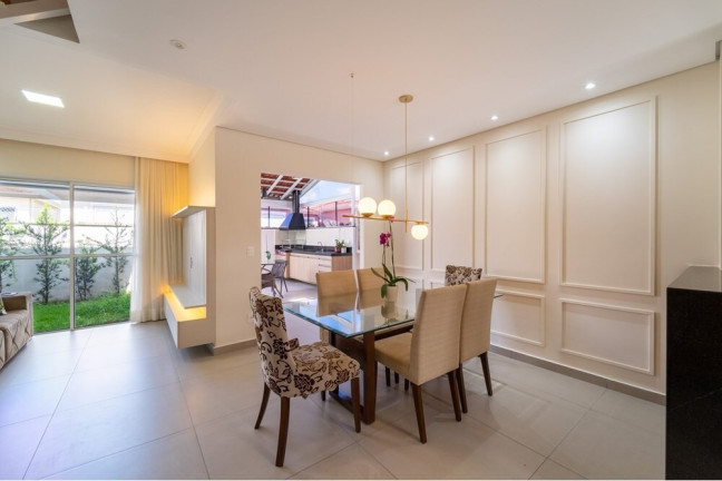 Imagem Imóvel com 3 Quartos à Venda, 122 m² em Medeiros - Jundiaí Imagem Imóvel com 3 Quartos à Venda, 122 m² em Medeiros - Jundiaí
