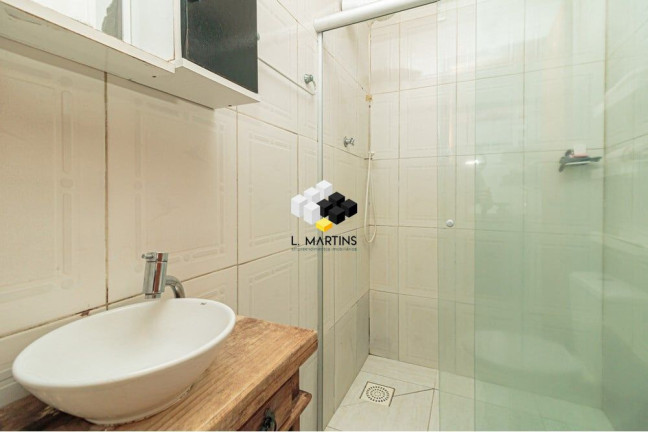 Imagem Casa com 3 Quartos à Venda, 177 m² em Menino Deus - Porto Alegre Imagem Casa com 3 Quartos à Venda, 177 m² em Menino Deus - Porto Alegre
