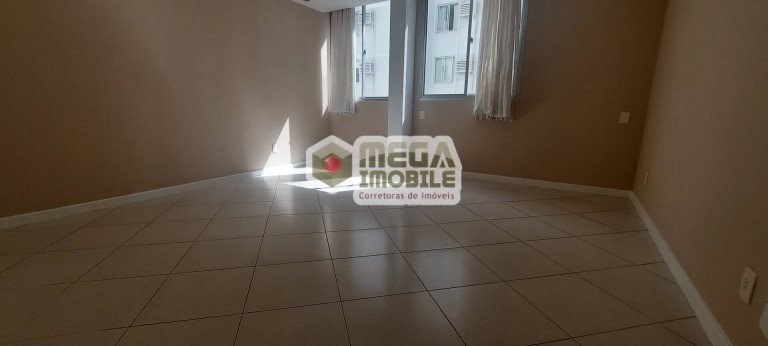 Imagem Apartamento com 3 Quartos à Venda, 80 m² em Centro - Florianópolis Imagem Apartamento com 3 Quartos à Venda, 80 m² em Centro - Florianópolis