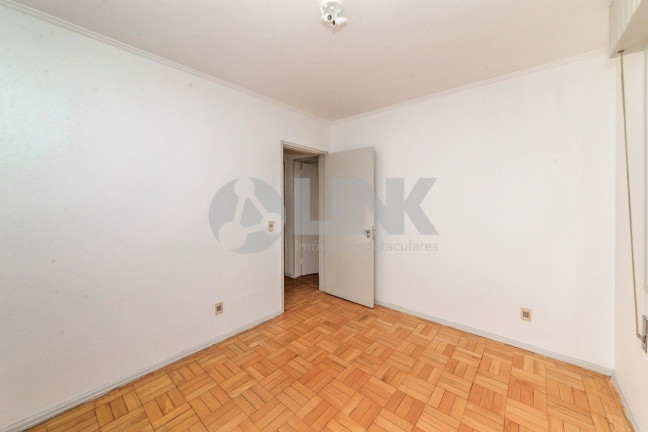 Imagem Apartamento com 3 Quartos à Venda, 94 m² em Petrópolis - Porto Alegre Imagem Apartamento com 3 Quartos à Venda, 94 m² em Petrópolis - Porto Alegre