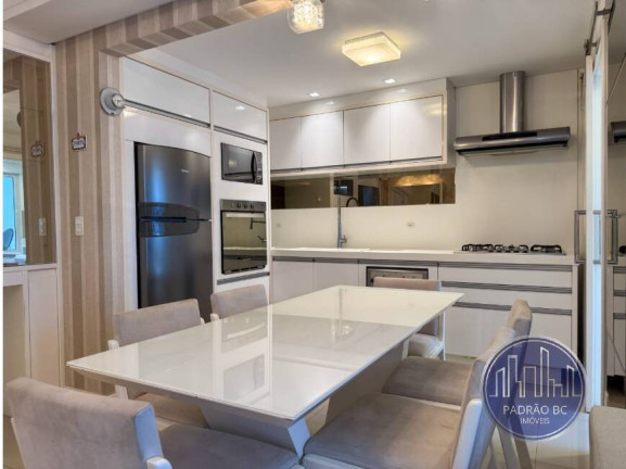 Imagem Apartamento com 2 Quartos à Venda, 74 m² em Centro - Balneário Camboriú Imagem Apartamento com 2 Quartos à Venda, 74 m² em Centro - Balneário Camboriú