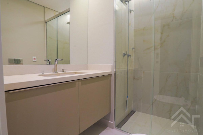 Imagem Apartamento com 3 Quartos à Venda, 229 m² Imagem Apartamento com 3 Quartos à Venda, 229 m²