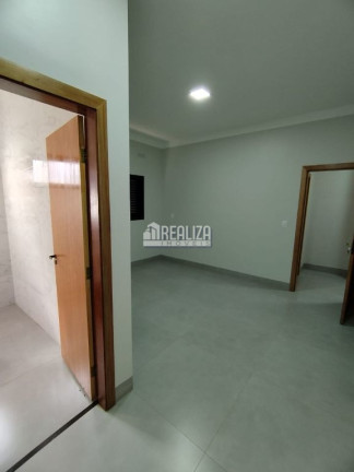 Imagem Casa com 3 Quartos à Venda, 250 m² em Parque Das Laranjeiras - Uberaba Imagem Casa com 3 Quartos à Venda, 250 m² em Parque Das Laranjeiras - Uberaba