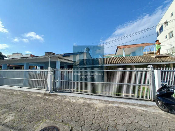 Imagem Casa com 6 Quartos à Venda, 420 m² em Ingleses Do Rio Vermelho - Florianópolis