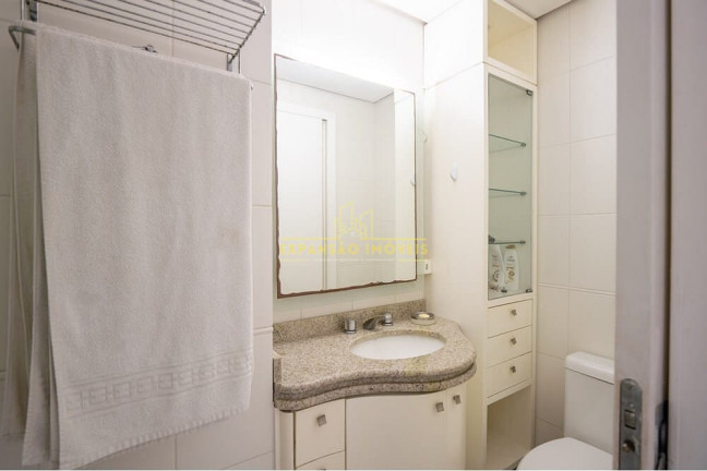 Imagem Imóvel com 3 Quartos à Venda, 185 m² em Jurerê - Florianópolis Imagem Imóvel com 3 Quartos à Venda, 185 m² em Jurerê - Florianópolis