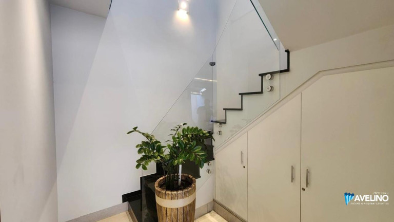 Imagem Sobrado com 3 Quartos à Venda, 260 m² em Amambaí - Campo Grande