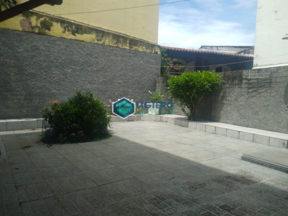 Casa com 4 Quartos à Venda, 170 m² em Santa Rosa - Niterói
