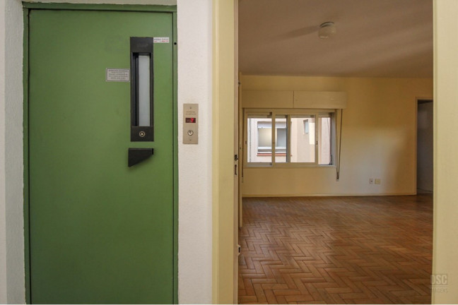 Imagem Apartamento com 1 Quarto à Venda, 34 m² em Centro Histórico - Porto Alegre Imagem Apartamento com 1 Quarto à Venda, 34 m² em Centro Histórico - Porto Alegre