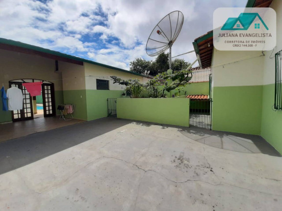 Imagem Casa com 3 Quartos à Venda, 300 m² em Jardim Rony - Guaratinguetá
