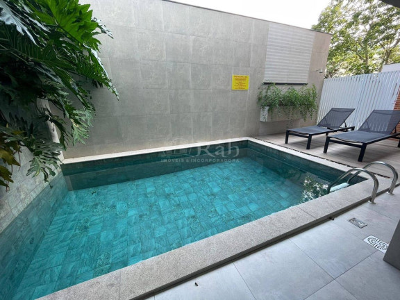 Imagem Apartamento com 2 Quartos à Venda, 62 m² em Nações - Balneário Camboriú