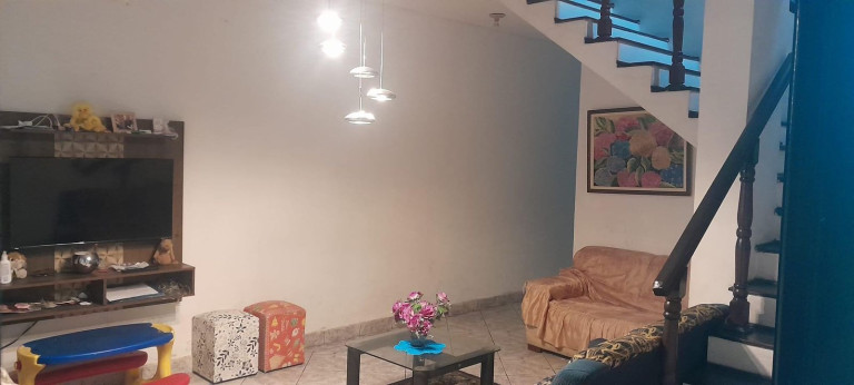 Imagem Sobrado com 3 Quartos à Venda, 208 m² em Vila Nova Urupês - Suzano Imagem Sobrado com 3 Quartos à Venda, 208 m² em Vila Nova Urupês - Suzano