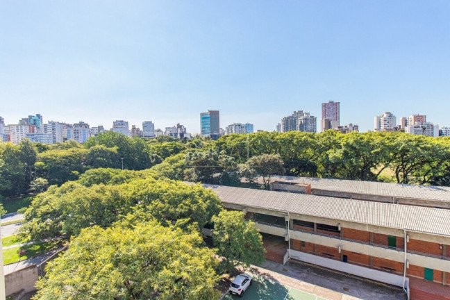 Imagem Imóvel com 3 Quartos à Venda, em Moinhos De Vento - Porto Alegre Imagem Imóvel com 3 Quartos à Venda, em Moinhos De Vento - Porto Alegre