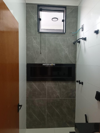 Imagem Casa com 3 Quartos à Venda, 200 m² Imagem Casa com 3 Quartos à Venda, 200 m²