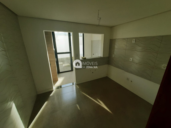 Imagem Casa com 2 Quartos à Venda, 100 m²