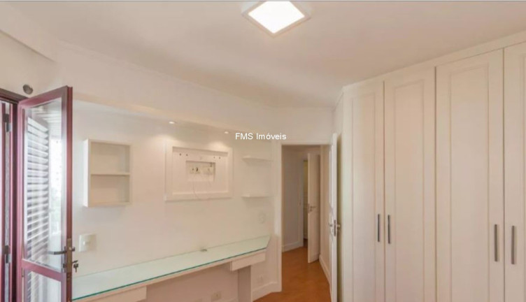Imagem Imóvel com 4 Quartos à Venda, 125 m² em Campo Belo - São Paulo Imagem Imóvel com 4 Quartos à Venda, 125 m² em Campo Belo - São Paulo