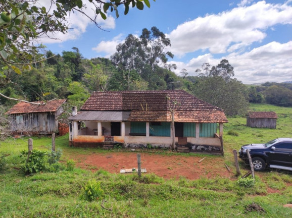 Imagem Chácara com 3 Quartos à Venda, 164 m² em Corredeira - Tomazina