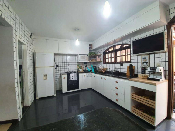 Imagem Casa com 3 Quartos à Venda, 192 m² em Campo Grande - Rio De Janeiro