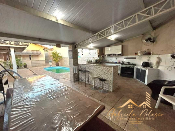 Imagem Casa com 3 Quartos à Venda, 300 m² em Santa Cruz - Mogi Mirim