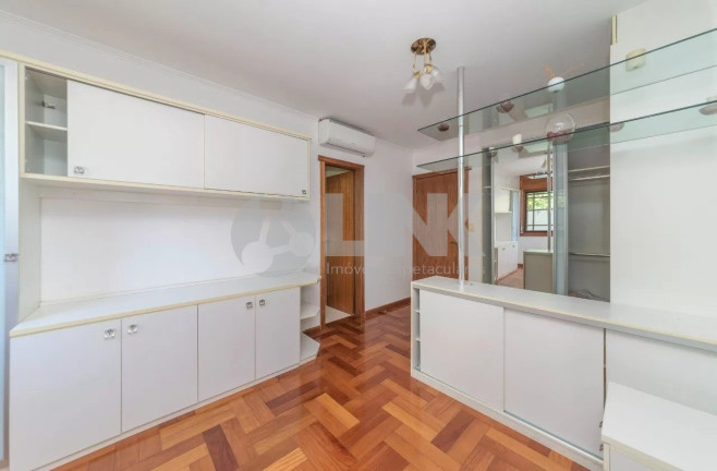 Imagem Apartamento com 3 Quartos à Venda, 261 m² em Menino Deus - Porto Alegre