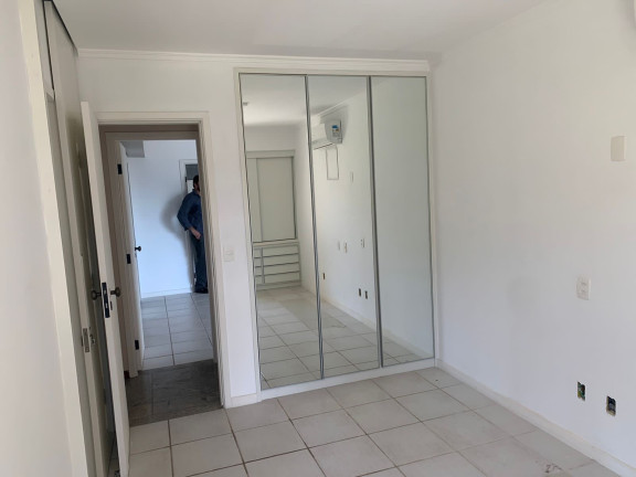 Imagem Apartamento com 4 Quartos à Venda, 189 m² em Pituba - Salvador Imagem Apartamento com 4 Quartos à Venda, 189 m² em Pituba - Salvador