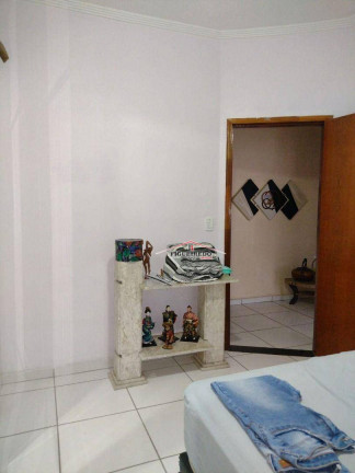 Imagem Casa com 3 Quartos à Venda, 95 m² em Tude Bastos (sítio Do Campo) - Praia Grande Imagem Casa com 3 Quartos à Venda, 95 m² em Tude Bastos (sítio Do Campo) - Praia Grande