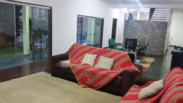 Imagem Casa com 3 Quartos à Venda, 350 m² em Vila Trujillo - Sorocaba Imagem Casa com 3 Quartos à Venda, 350 m² em Vila Trujillo - Sorocaba